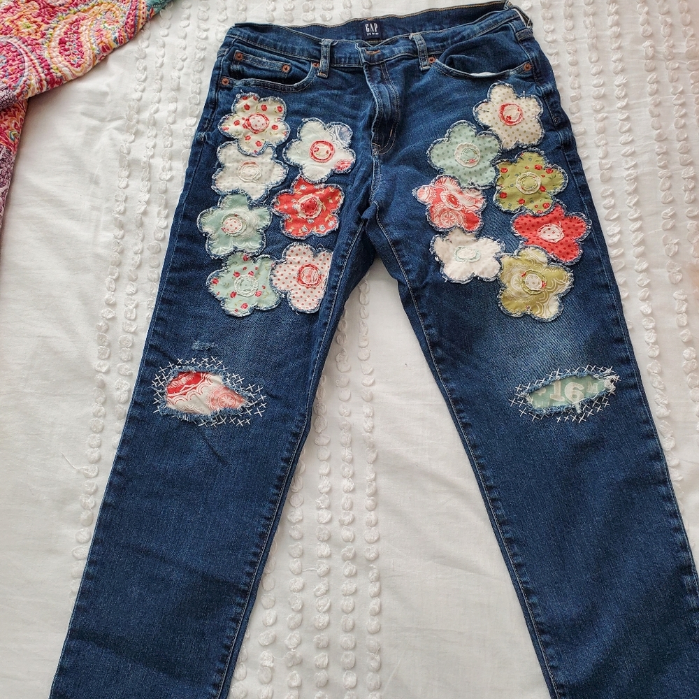 Women Handmade Applique Flower Jeans, GAP 1969